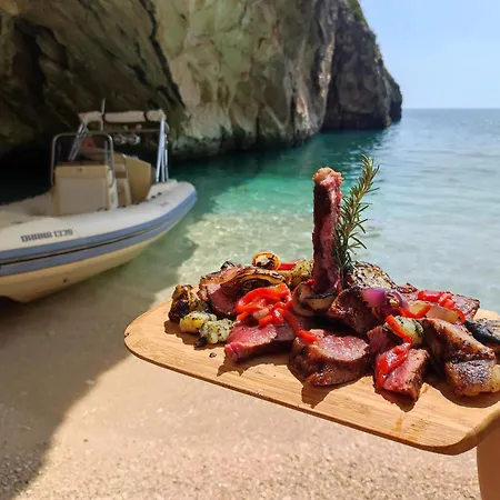 Hotel na wodzie Boat Ventures Wlora